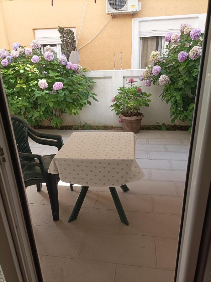 Apartmani Bastrica Μπούντβα Εξωτερικό φωτογραφία